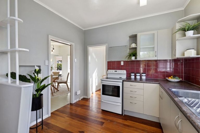 Photo of property in 165a/2 Colwill Road, Massey, Auckland, 0614