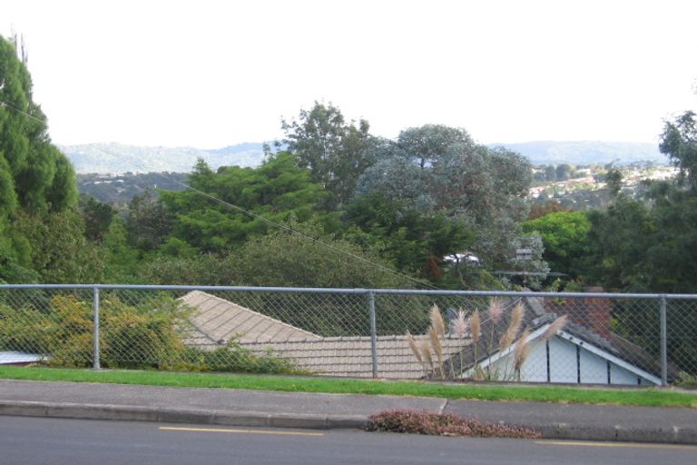 Photo of property in 263a/1 Titirangi Road, Titirangi, Auckland, 0604