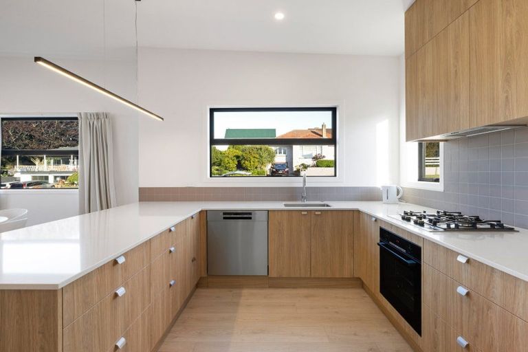 Photo of property in 7u1 Tarbett Road, Hillcrest, Hamilton, 3216
