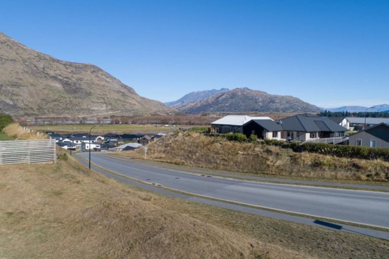 Photo of property in 2 Jones Avenue, Lower Shotover, Queenstown, 9304
