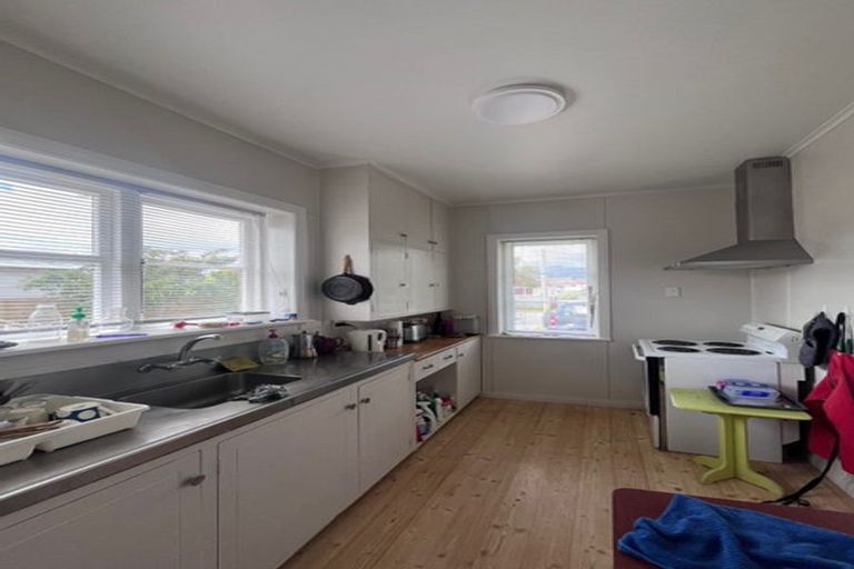 Photo of property in 24 Charleston Avenue, Boulcott, Lower Hutt, 5011