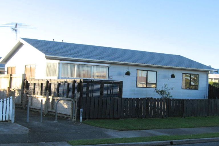 Photo of property in 6b Nukumea, Orewa, 0931