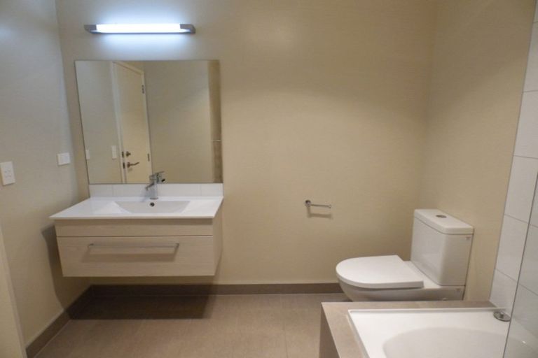 Photo of property in 140 Hobsonville Point Road, Hobsonville, Auckland, 0616