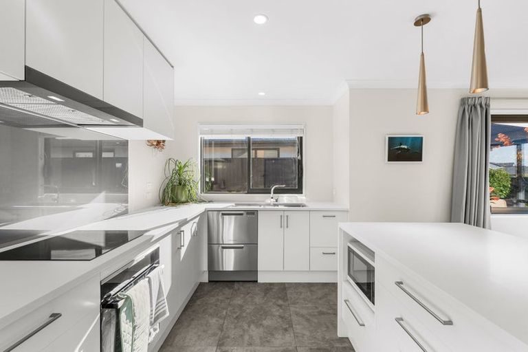 Photo of property in 6 Ensete Road, Wigram, Christchurch, 8025