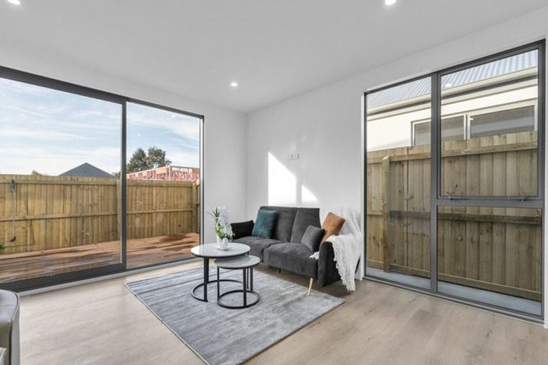 Photo of property in 206a Racecourse Road, Sockburn, Christchurch, 8042