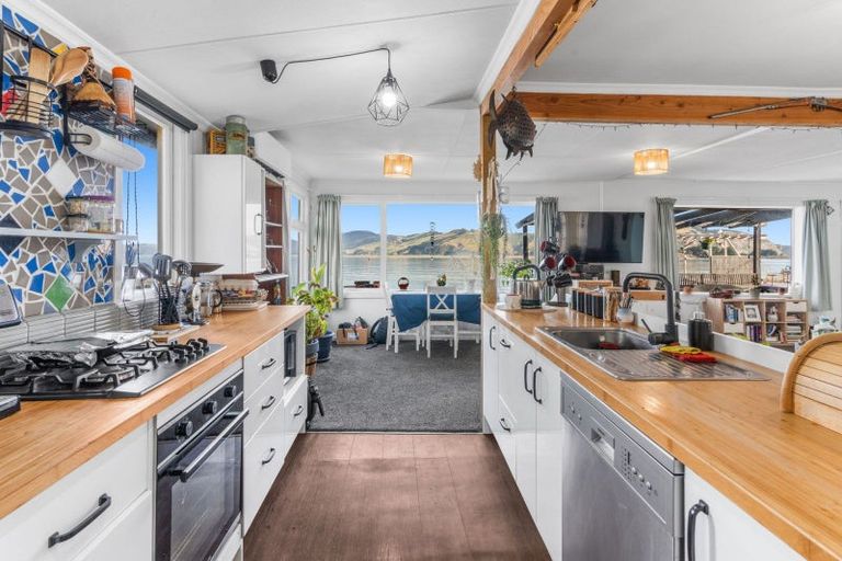 Photo of property in 940 Harington Point Road, Harington Point, Dunedin, 9077