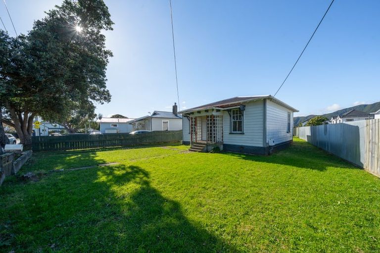Photo of property in 34 Randwick Crescent, Moera, Lower Hutt, 5010
