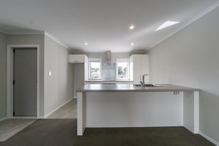 Photo of property in 6 Anna Jean Crescent, Flagstaff, Hamilton, 3210