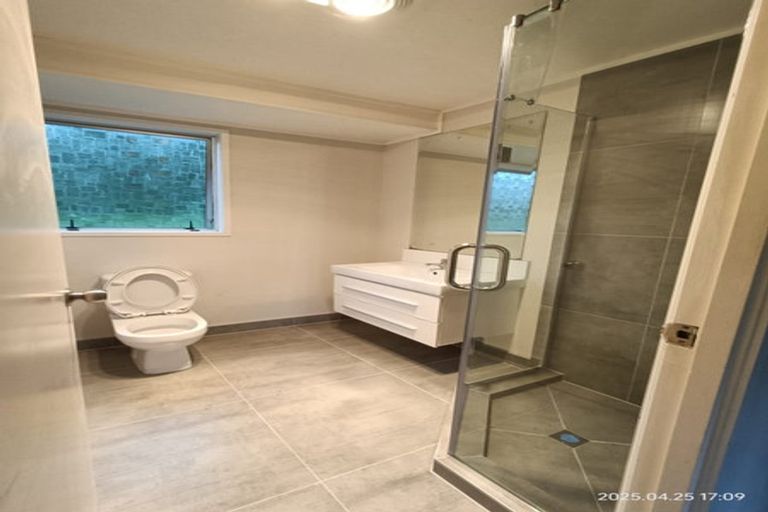Photo of property in 26 Zingaro Place, Massey, Auckland, 0614