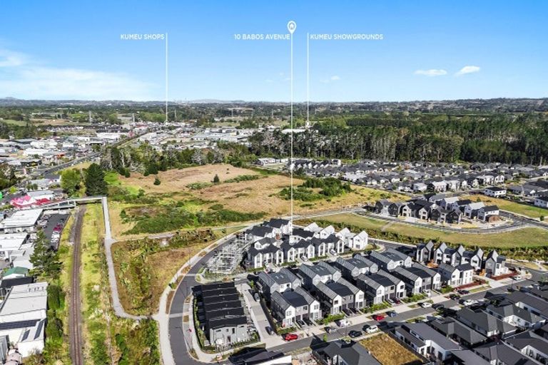 Photo of property in 136 Vintry Drive, Kumeu, 0810