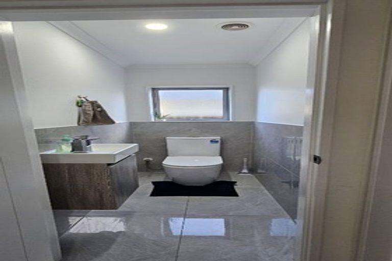 Photo of property in 41b James Street, Mangere East, Auckland, 2024