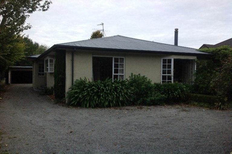 Photo of property in 75a Hinau Street, Riccarton, Christchurch, 8041