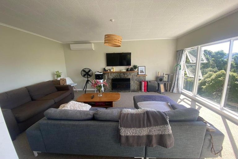 Photo of property in 23 Huntingdon Street, Northland, Wellington, 6012