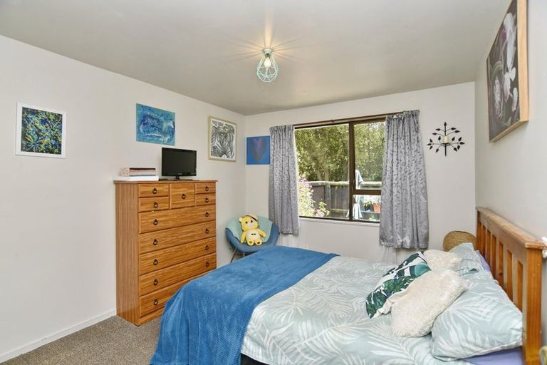 Photo of property in 90 Bayswater Crescent, Bromley, Christchurch, 8062