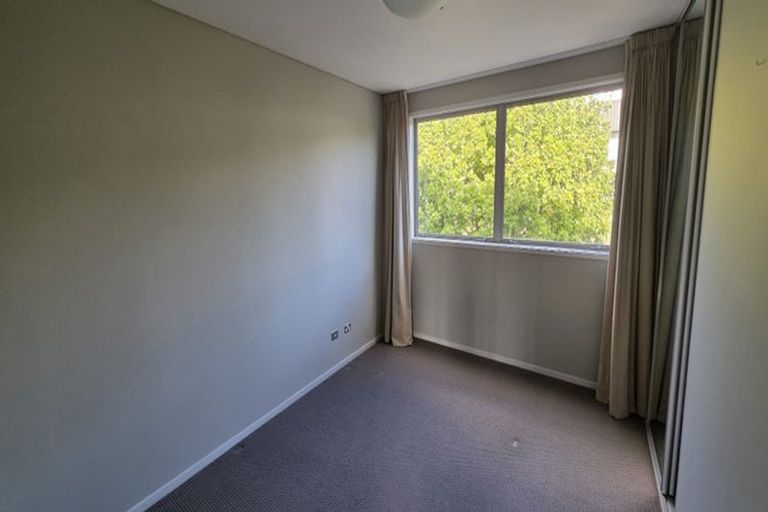 Photo of property in 73 Ridge View Crescent, Pukekohe, 2120