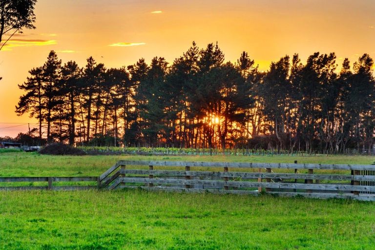 Photo of property in 19 Unahi Lane, Haumoana, 4180