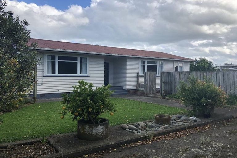 Photo of property in 11 Otore Street, Marton, 4710