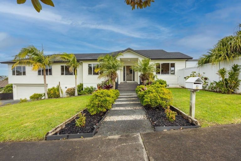 Photo of property in 21 Hornbill Drive, Fairview Heights, Auckland, 0632