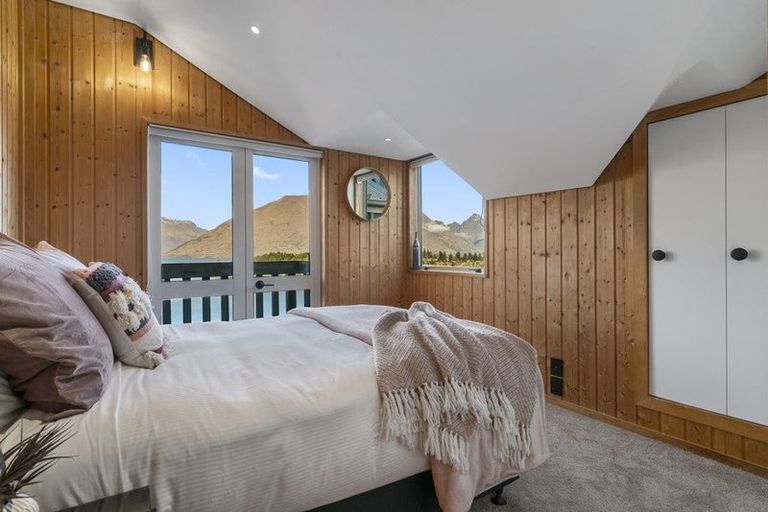 Photo of property in 13b Maxwell Place, Queenstown, 9300