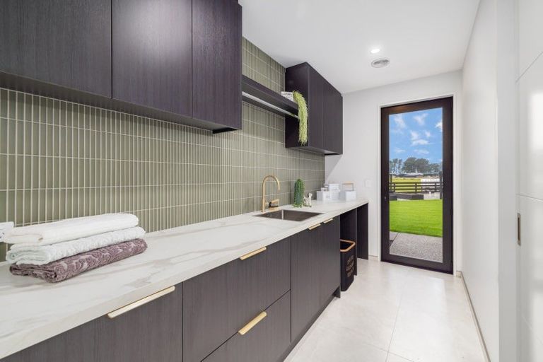 Photo of property in 282 Curraghs Road, Rolleston, Christchurch, 7676