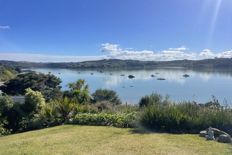 Photo of property in 37 Bay View Road, Raglan, 3225