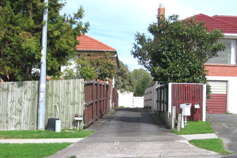 Photo of property in 65 Macleans Road, Bucklands Beach, Auckland, 2014