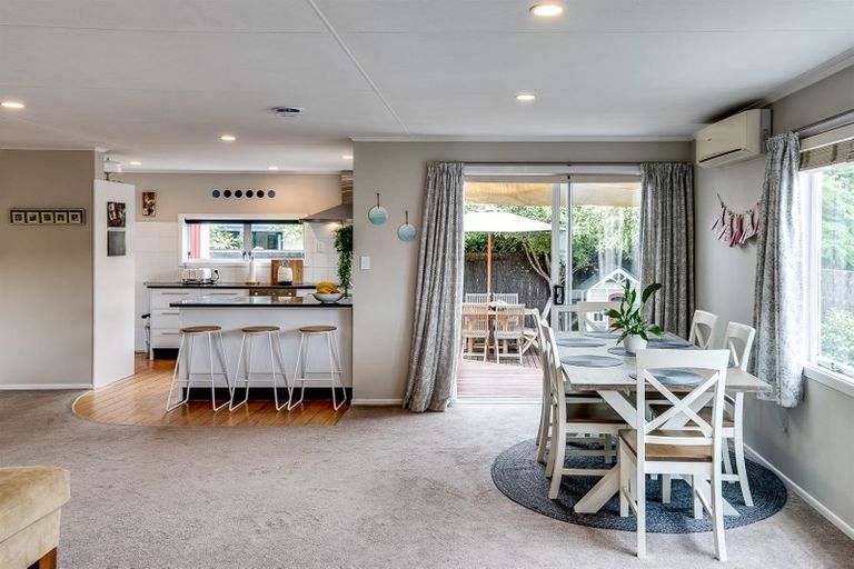 Photo of property in 12 Otatara Road, Taradale, Napier, 4112