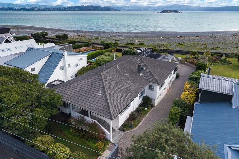 Photo of property in 438 Muritai Road, Eastbourne, Lower Hutt, 5013