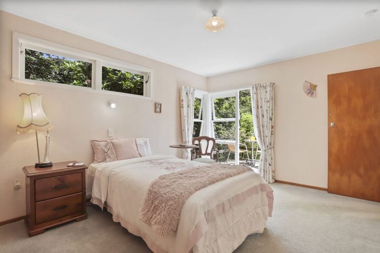Photo of property in 28 Boylan Road, Titirangi, Auckland, 0604