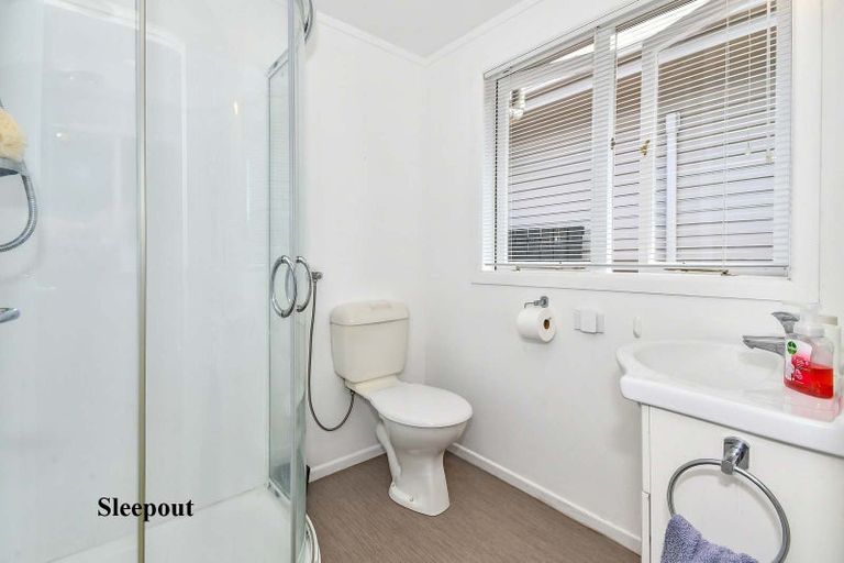 Photo of property in 11a Youngs Road, Papakura, 2110