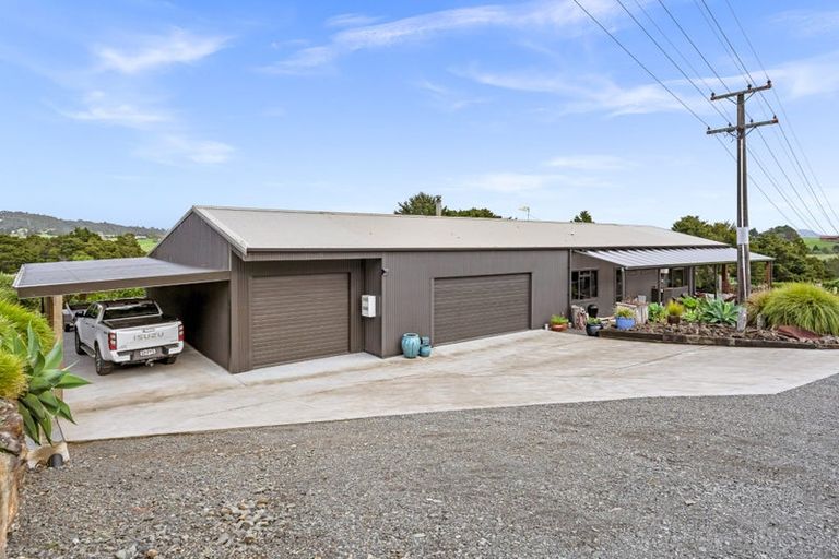 Photo of property in 2 Forest View Road, Te Kamo, Kamo, 0185