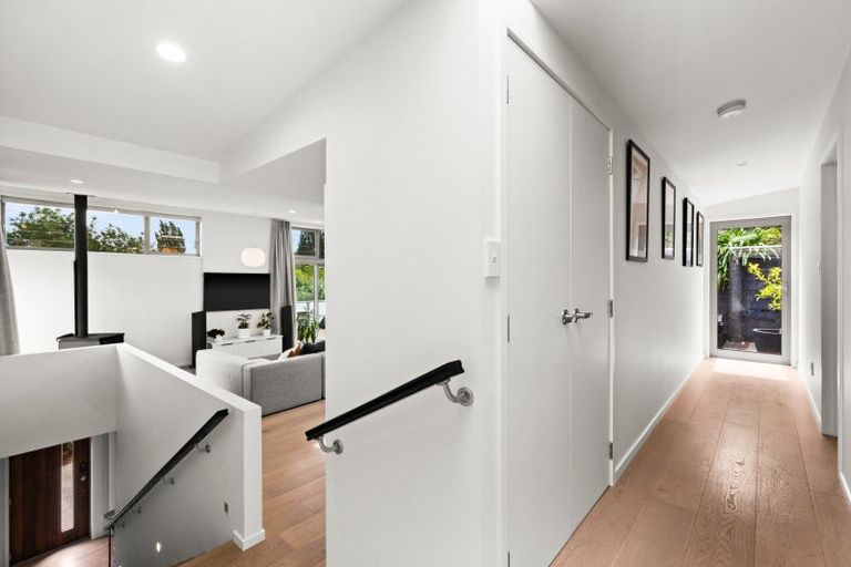Photo of property in 37 Margaret Avenue, Havelock North, 4130