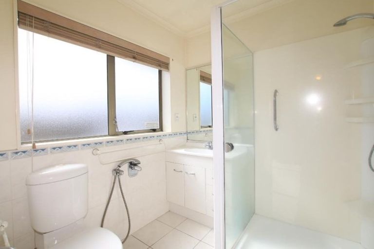 Photo of property in 329a Great South Road, Papakura, 2110