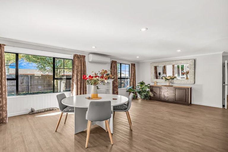 Photo of property in 64 Karnak Crescent, Russley, Christchurch, 8042