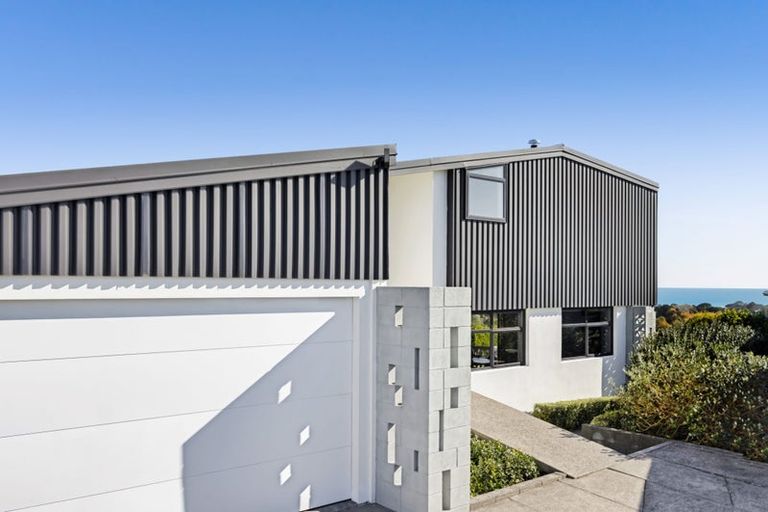 Photo of property in 40d Awanui Street, Merrilands, New Plymouth, 4312
