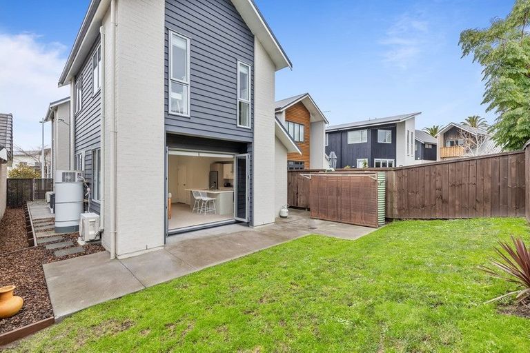 Photo of property in 55 Station Street, Hobsonville, Auckland, 0616