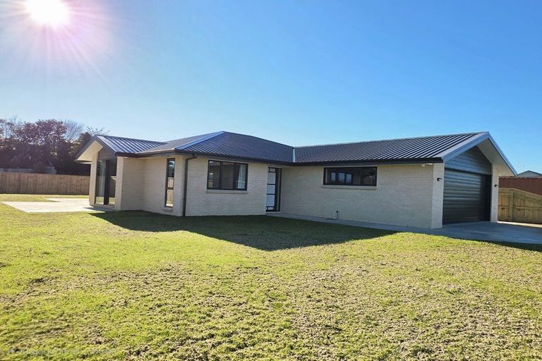 Photo of property in 9 Reeve Street, Foxton, 4814