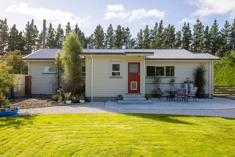 Photo of property in 235 Burnham Road, Burnham, 7600