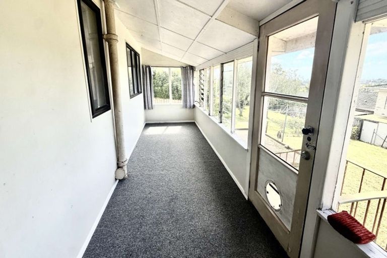 Photo of property in 2 Currey Crescent, Milford, Auckland, 0620
