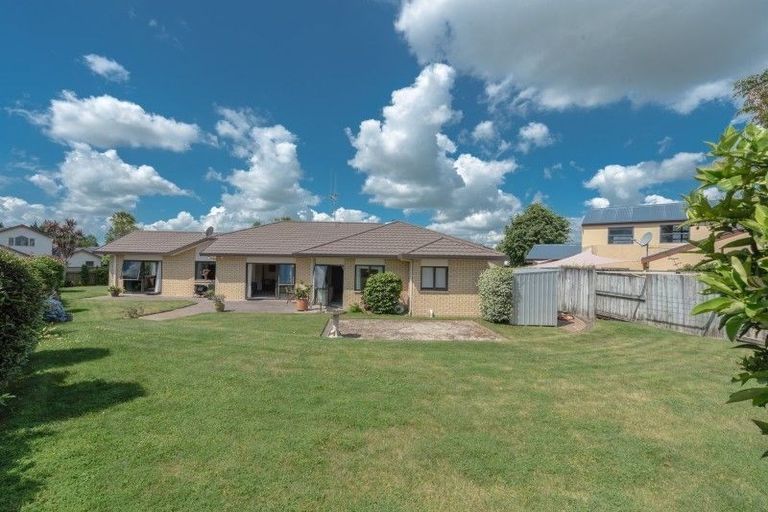 Photo of property in 50 Keswick Crescent, Huntington, Hamilton, 3210