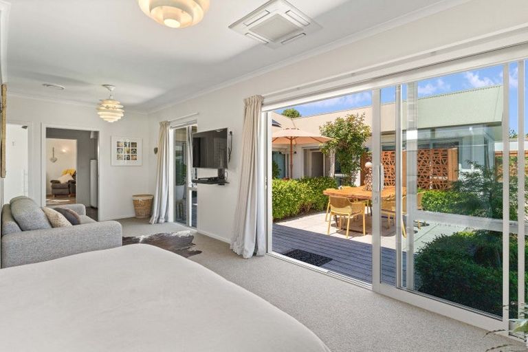 Photo of property in 5 Massey Street, Greytown, 5712