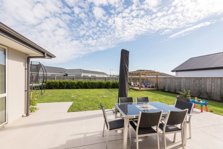 Photo of property in 6 Harold Place, Stoke, Nelson, 7011