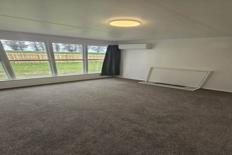Photo of property in 23-25 Stephens Crescent, Highbury, Palmerston North, 4412