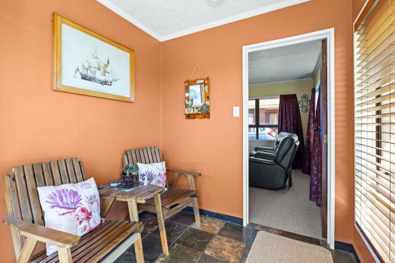 Photo of property in 3/14 Avondale Road, Taradale, Napier, 4112