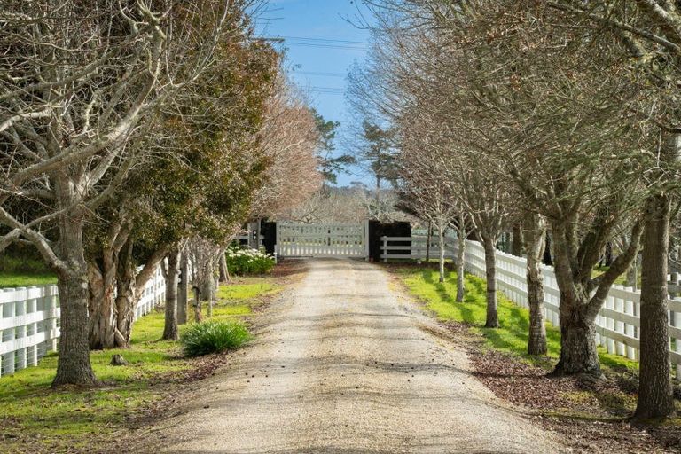 Photo of property in 316 Monument Road, Clevedon, Papakura, 2582