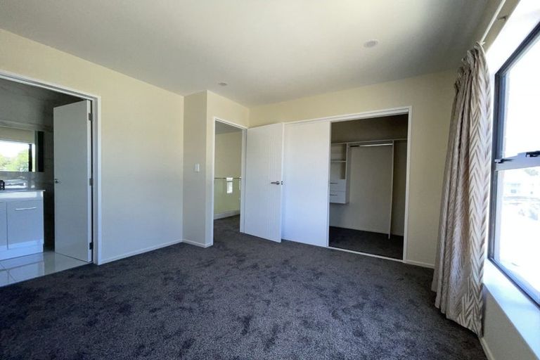 Photo of property in 367c Don Buck Road, Massey, Auckland, 0614