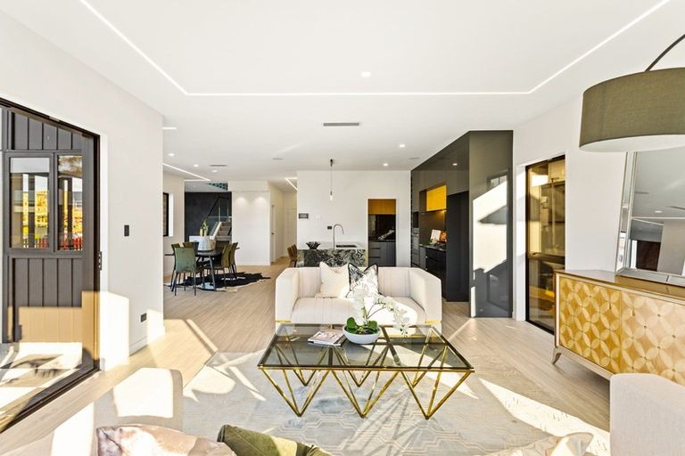 Photo of property in 5 Tai Crescent, Hobsonville, Auckland, 0616