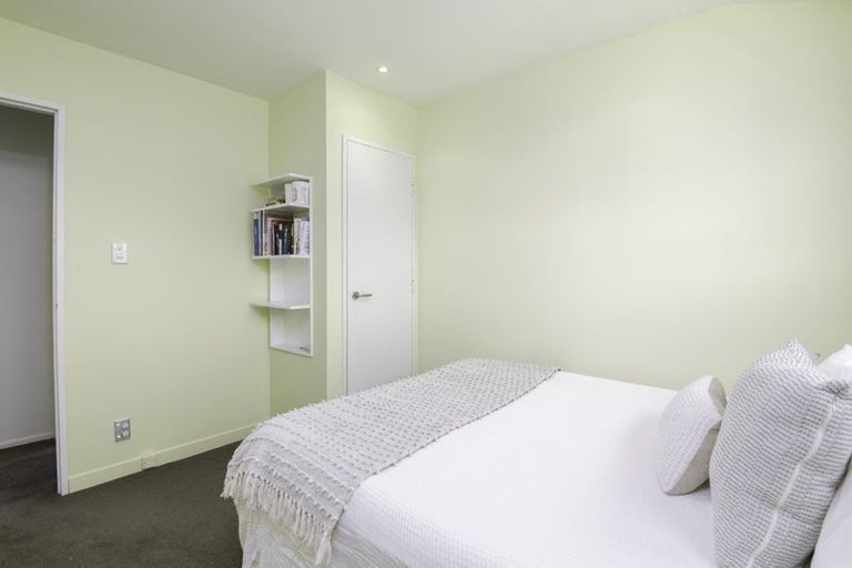 Photo of property in 3 Alister Way, Churton Park, Wellington, 6037