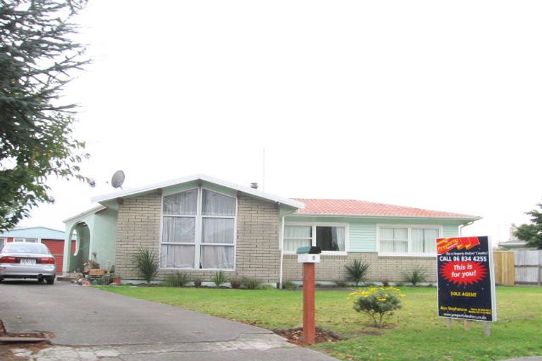 Photo of property in 6 Blenheim Street, Taradale, Napier, 4112