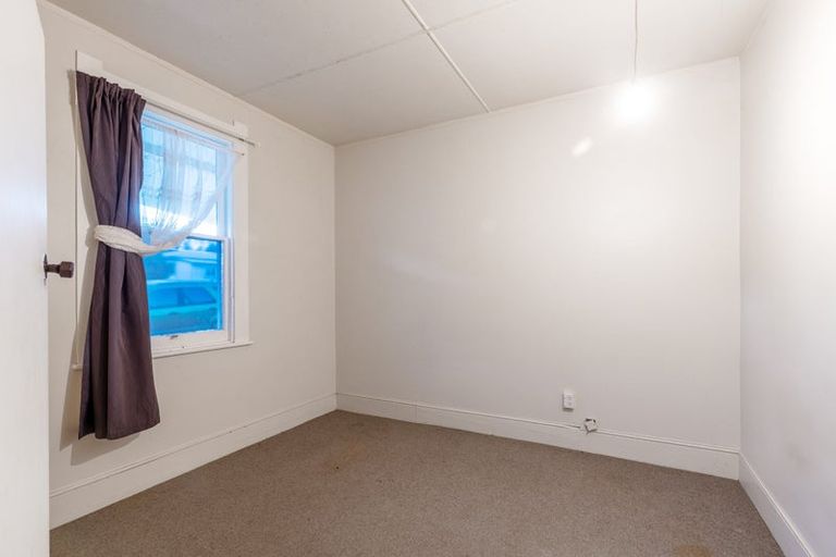 Photo of property in 5 Collins Street, Waipawa, 4210